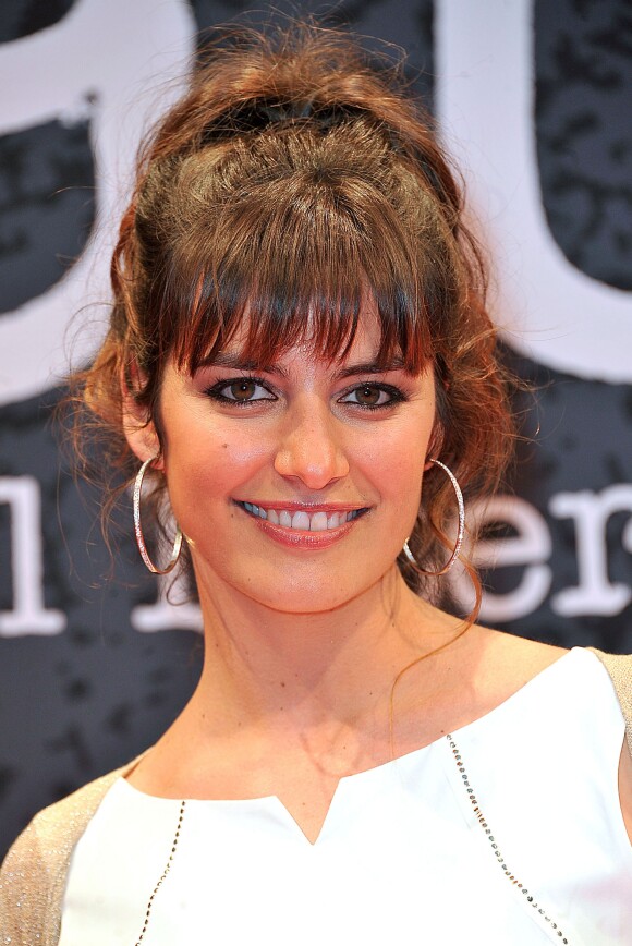 Laetitia Milot sur le tapis rouge du 5e Festival International du Film Policier de Beaune le 5 avril 2013.