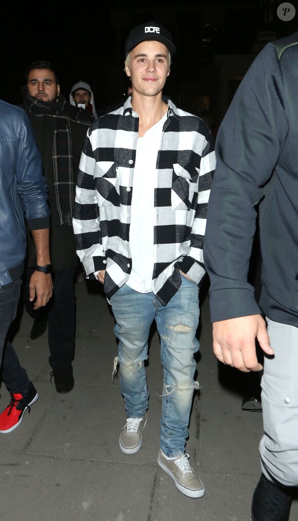 Justin Bieber à la sortie du club Tape à Londres, le 24 juillet 2016