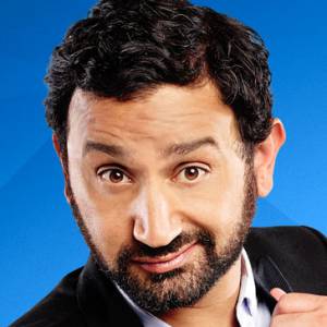 Cyril Hanouna pose pour Europe 1.