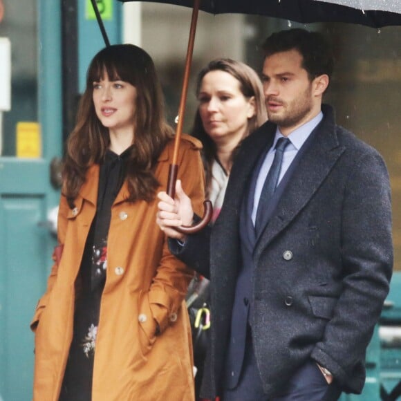 Dakota Johnson, Jamie Dornan sur le tournage de 'Fifty Shades Darker' à Vancouver, le 1er mars 2016