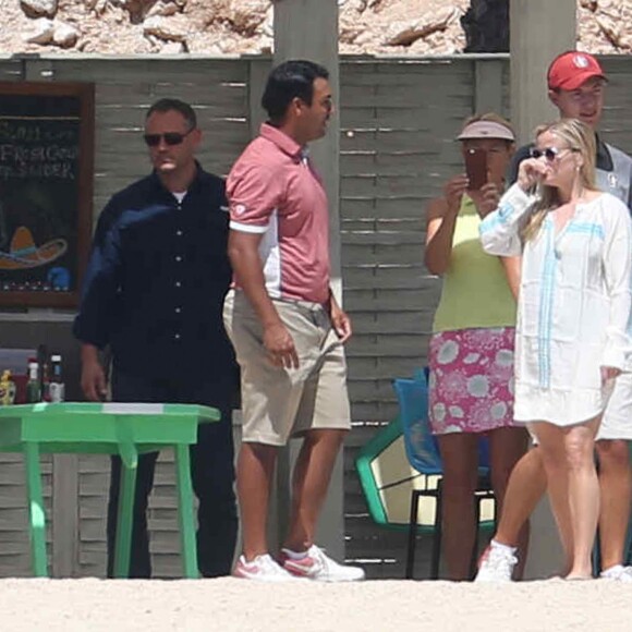 Exclusif - Reese Witherspoon profitent de jolies vacances à Cabo San Lucas au Mexique, le 2 mars 2016