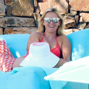 Reese Witherspoon et des amis en vacances à Los Cabos, Mexique le 1er mars 2016