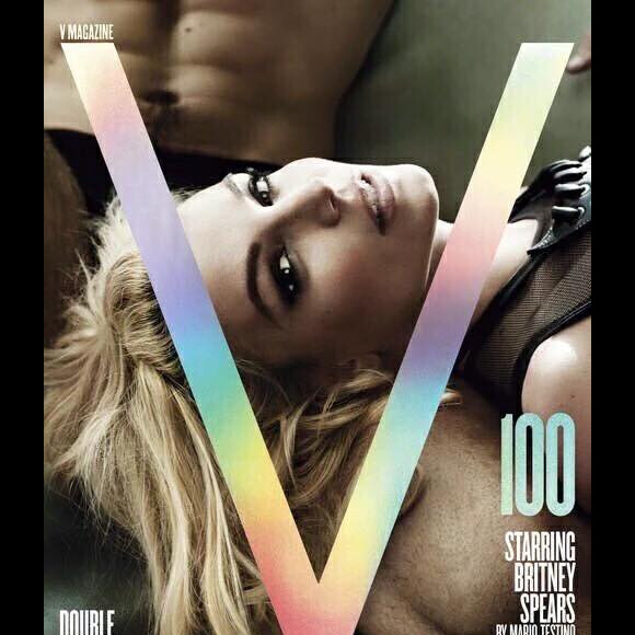 Britney Spears en couverture du n°100 de V Magazine.