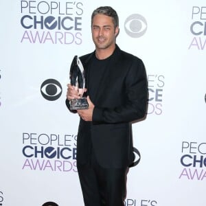 Taylor Kinney - Press room des People Choice Awards 2016 à Los Angeles le 6 janvier 2015