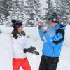 Et bim la boule de neige ! Kate Middleton et le prince William, duc et duchesse de Cambridge, dans les Alpes françaises début mars 2016 lors des premières (courtes) vacances à la neige de leurs enfants George et Charlotte.