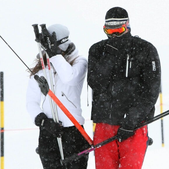 Image d'un séjour de Kate Middleton et du prince William aux sports d'hiver en mars 2008 à Klosters, en Suisse.