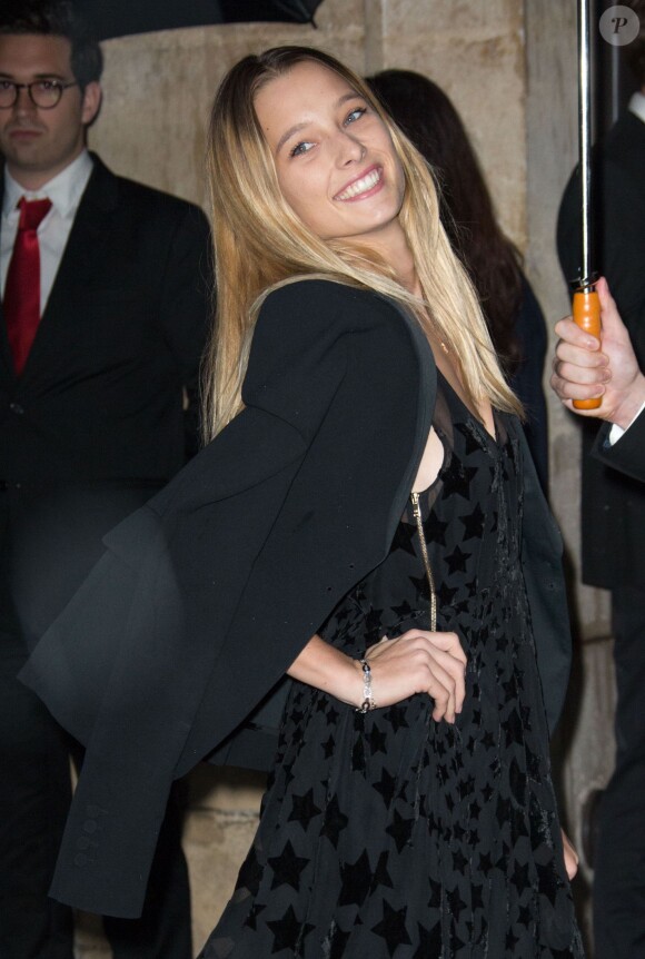 Ilona Smet - Arrivée des people au défilé Sonia Rykiel collection prêt-à-porter Printemps/Eté 2016 lors de la fashion week à Paris, le 5 octobre 2015.