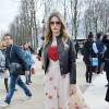 Abbey Lee Kershaw quitte l'Espace Ephémère du jardin des Tuileries à l'issue du défilé Valentino. Paris, le 8 mars 2016.