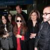 Selena Gomez à son arrivée à l'aéroport Roissy Charles-de-Gaulle à Paris le 8 mars 2016 © Cyril Moreau / Bestimage