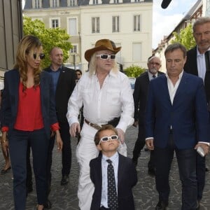 Michel Polnareff, Danyellah Polnareff, leur fils Louka au Musée MuPop - Inauguration de la place Michel Polnareff et ouverture de l'exposition au MuPop (Musée des musiques populaires) qui lui consacre une rétrospective - Montluçon, le 20 juin 2015