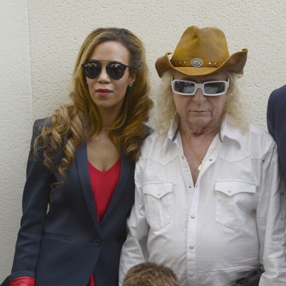 Michel Polnareff, Danyellah Polnareff, leur fils Louka au Musée MuPop - Inauguration de la place Michel Polnareff et ouverture de l'exposition au MuPop (Musée des musiques populaires) qui lui consacre une rétrospective - Montluçon, le 20 juin 2015