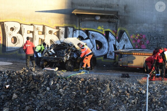 Les 4 membres de Viola Beach, groupe de pop anglaise, meurent dans un accident de voiture à Stockholm en tombant d'un pont le 13 février 2016