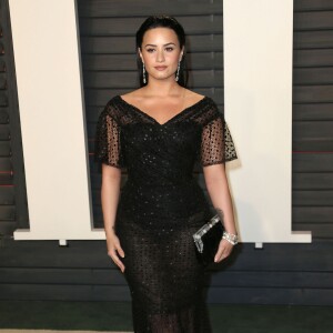 Demi Lovato à la soirée "Vanity Fair Oscar Party" après la 88ème cérémonie des Oscars à Beverly Hills, le 28 février 2016.