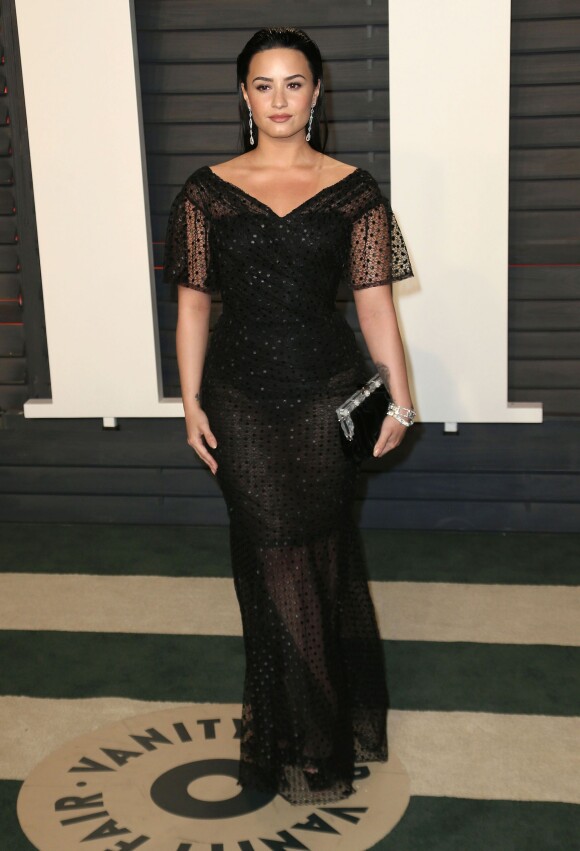 Demi Lovato à la soirée "Vanity Fair Oscar Party" après la 88ème cérémonie des Oscars à Beverly Hills, le 28 février 2016.