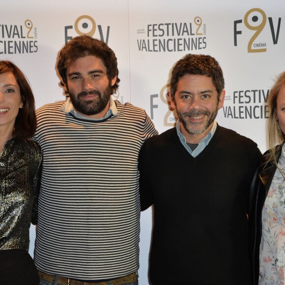 Aure Atika, Cyril Gelblat, Manu Payet et Audrey Lamy (enceinte) - Soirée d'ouverture du festival 2 Valenciennes Fiction - Projecton du film "Tout pour être heureux" de Cyril Gelblat le 16 mars 2016. © Veeren/Bestimage
