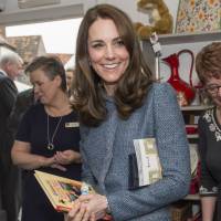 Kate Middleton : Shoppeuse solidaire, elle n'oublie pas George et Charlotte