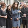 Kate Middleton, duchesse de Cambridge, inaugurait le 18 mars 2016 un nouveau magasin solidaire de l'EACH (East Anglia's Children's Hospices, dont elle est la marraine depuis 2012) à Holt, dans le Norfolk, non loin du domicile familial de Sandringham, Anmer Hall.