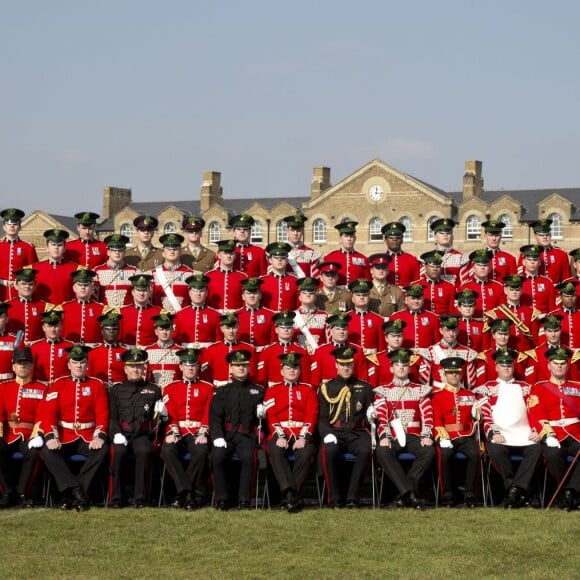 Le prince William lors des cérémonies de la Saint-Patrick avec les Irish Guards à la caserne de la cavalerie Hounslow à Londres le 17 mars 2016.