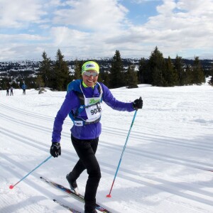 Pippa Middleton et son compagnon James Matthews ont disputé ensemble la course de ski de fond Birkebeiner (Birkebeinerrennet) entre Rena et Lillehammer le 19 mars 2016, en Norvège. Ils ont franchi la ligne d'arrivée au bout de 5h58.