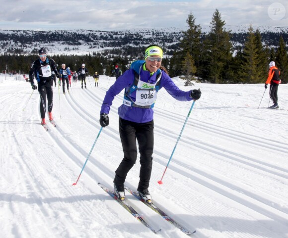 Pippa Middleton et son compagnon James Matthews ont disputé ensemble la course de ski de fond Birkebeiner (Birkebeinerrennet) entre Rena et Lillehammer le 19 mars 2016, en Norvège. Ils ont franchi la ligne d'arrivée au bout de 5h58.