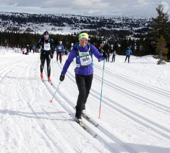 Pippa Middleton et son compagnon James Matthews ont disputé ensemble la course de ski de fond Birkebeiner (Birkebeinerrennet) entre Rena et Lillehammer le 19 mars 2016, en Norvège. Ils ont franchi la ligne d'arrivée au bout de 5h58.