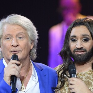 Exclusif - Patrick Sébastien et Cyril Hanouna (déguisé en Conchita Wurst) - Patrick Sébastien fête ses 40 ans de scène à l'Olympia à Paris, le 14 novembre 2014.