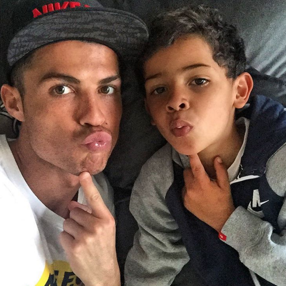 Cristiano Ronaldo et son fils Cristiano Junior, "humeur du dimanche", photo Instagram mars 2016.