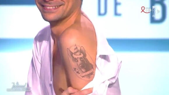 Bertrand Chameroy : un faux tatouage dévoilé dans "Le Journal de Bertrand Chameroy", le 31 mars 2016