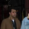 Hailey Baldwin et Kendall Jenner quittent l'hôtel Bowery pour se rendre dans la boutique pour animaux Citipups à New York, le 29 mars 2016