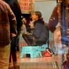 Kendall Jenner et Hailey Baldwin font du shopping dans la boutique pour animaux 'Citipups' à New York, le 29 mars 2016