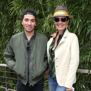 Cristina Cordula et son fils Enzo - Internationaux de France de tennis de Roland Garros le 3 juin 2015.