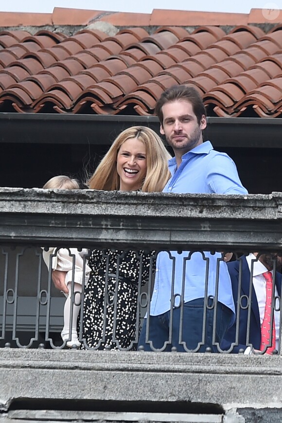 Michelle Hunziker et son mari Tomaso Trussardi vont baptiser leur fille Celeste à Bergame en Italie le 3 avril 2016.