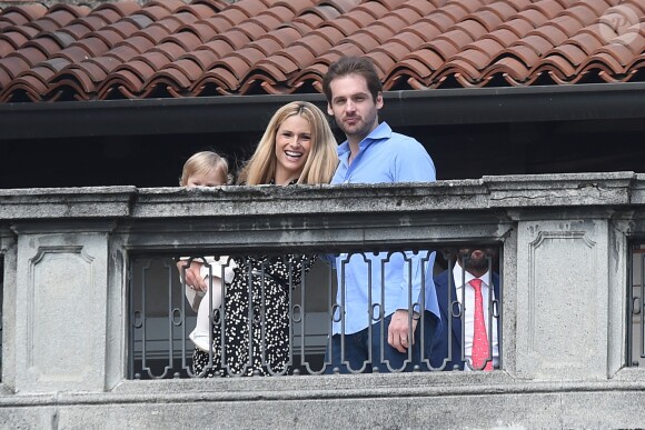 Michelle Hunziker et son mari Tomaso Trussardi vont baptiser leur fille Celeste à Bergame en Italie le 3 avril 2016.
