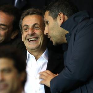 Nicolas Sarkozy et le président du club de football Manchester City, Khaldoon Al Mubarak au match de Ligue des Champions PSG - Manchester City au Parc des Princes à Paris le 6 avril 2016. © Cyril Moreau/Bestimage