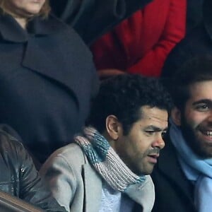 Jamel Debouzze et Gael Monfils au match de Ligue des Champions PSG - Manchester City au Parc des Princes à Paris le 6 avril 2016. © Cyril Moreau/Bestimage