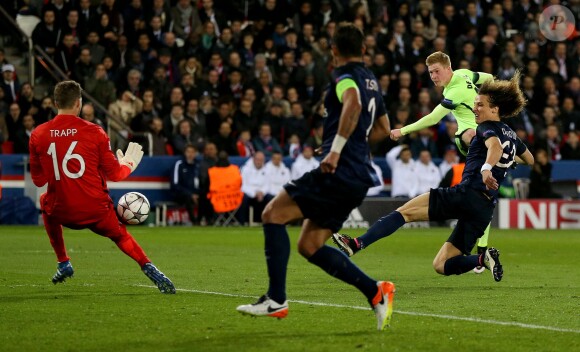 Kevin De Bruyne pendant le match de Ligue des Champions PSG - Manchester City au Parc des Princes à Paris le 6 avril 2016.