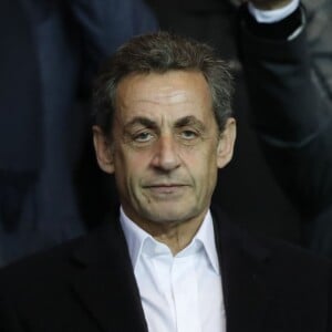 Nicolas Sarkozy pendant le match de Ligue des Champions PSG - Manchester City au Parc des Princes à Paris le 6 avril 2016.