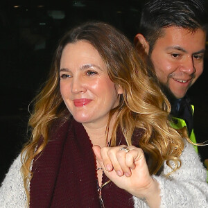 Drew Barrymore à New York le 17 décembre 2015