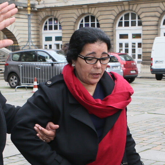 La victime, Fatima E. - Benoît Magimel arrive au tribunal correctionnel de Paris, le 12 avril 2016. L'acteur est poursuivi pour "blessures involontaires", "délit de fuite" et "usage de stupéfiants" après un accident de voiture survenu le 11 mars dernier. Il expliquera à la barre du tribunal, ce mardi 12 avril, comment il a renversé Fatima E., une piétonne de 62 ans, à Paris. © CVS/Bestimage12/04/2016 - Paris