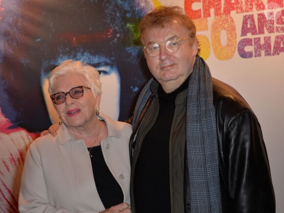 Line Renaud et Dominique Besnehard - Photocall du concert "Charlebois, 50 ans en chansons" au théâtre Bobino à Paris le 11 avril 2016. © Veeren/Bestimage