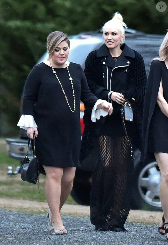 Semi-Exclusif - Gwen Stefani et son compagnon Blake Shelton se rendent au mariage de d'Amanda Craig, une amie de Blake, à Nashville, le 9 janvier 2016.