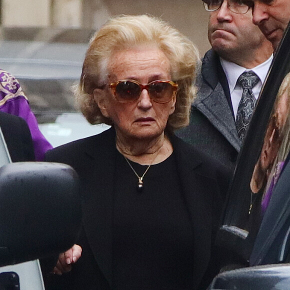 Bernadette Chirac en deuil lors des obsèques de Laurence Chirac, fille de Jacques et Bernadette Chirac morte le 14 avril 2016, qui ont été célébrées en la basilique Sainte-Clotilde à Paris le 16 avril 2016. La défunte a ensuite été inhumée dans la plus stricte intimité familiale au cimetière du Montparnasse © Crystal Pictures/Bestimage
