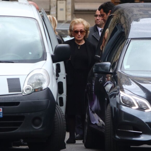 Bernadette Chirac et son amie Maryvonne Pinault lors des obsèques de Laurence Chirac, fille de Jacques et Bernadette Chirac morte le 14 avril 2016, qui ont été célébrées en la basilique Sainte-Clotilde à Paris le 16 avril 2016. La défunte a ensuite été inhumée dans la plus stricte intimité familiale au cimetière du Montparnasse © Crystal Pictures/Bestimage