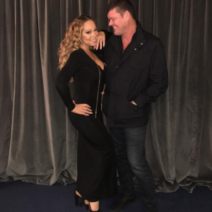 Mariah Carey reçoit la visite surprise de son fiancé James Packer lors de son passage à Milan où elle a donné un concert dans le cadre de son Sweet Sweet Fantasy Tour. Photo publiée sur Instagram, le 16 avril 2016.