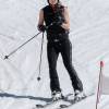 Kate Hudson en vacances avec ses fils Ryder et Bingham dans la station de ski de Vail, le 7 avril 2016