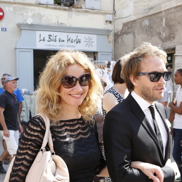 Exclusif - Marine Delterme et son mari Florian Zeller - Mariage religieux de Vincent Labrune (Président de l'Olympique de Marseille) et de Laetitia de Luca à 15h à l'église collégiale Saint-Martin de Saint-Rémy-de-Provence, le 6 juin 2015.