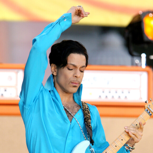 MPrince lors d'un concert pour l'émission Good Morning America à New York, le 16 juin 2006