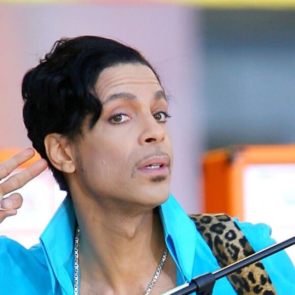 Prince en concert pour l'émission Good Morning America à New York, le 16 juin 2006