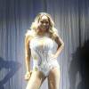 La sexy Mariah Carey en concert à l'AccorHotels Arena. Paris, le 21 avril 2016. © Cyril Moreau/Bestimage