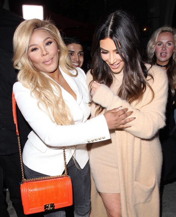 Lil' Kim et Kim Kardashian à Los Angeles le 30 mars 2016
